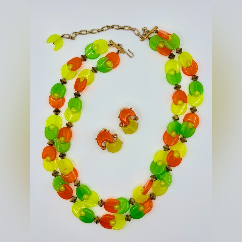 Vintage 60s Pakula Yellow Green Orange Lucite Necklace And Earring Set